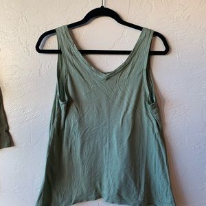 Gilligan & O’Malley sleep shirt size S